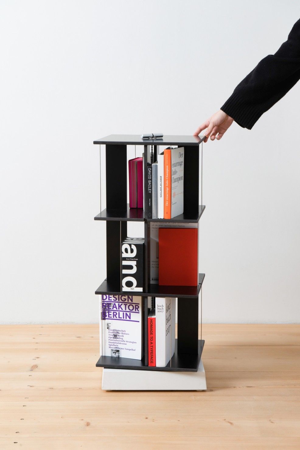 Buchstabler bookshelf, dvd-shelf Nils Holger Moormann