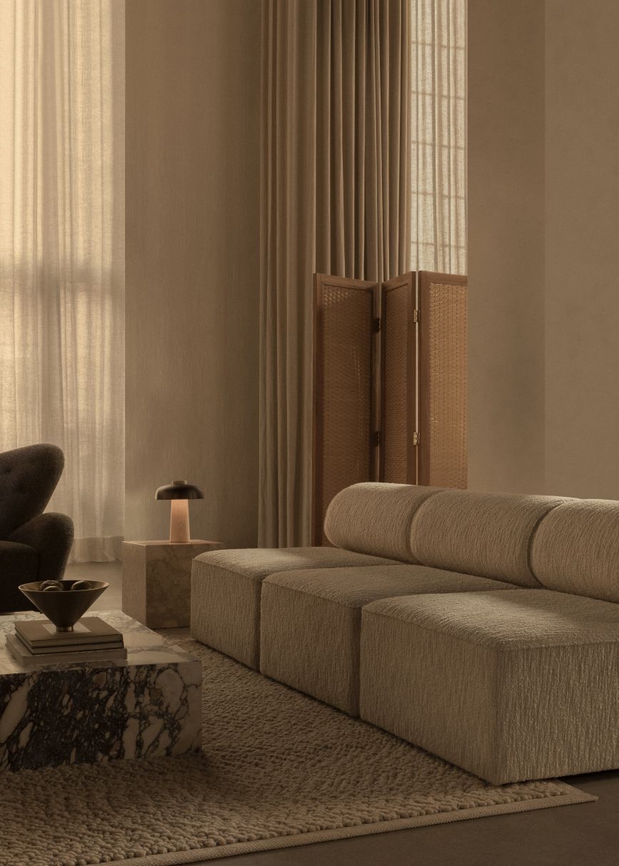 Reverse Table lamp Black Audo Copenhagen