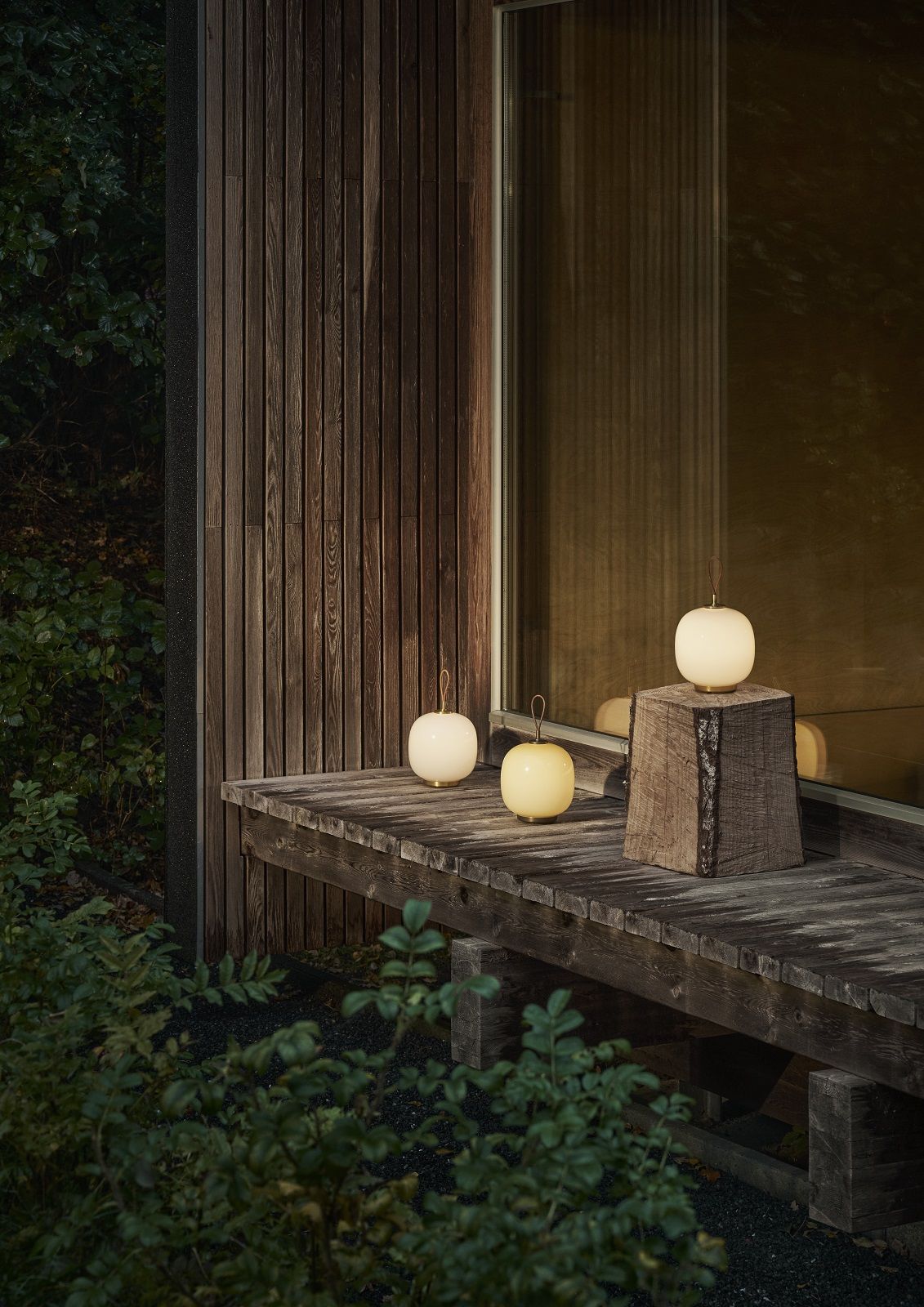 VL 45 Radiohus Portable table lamp / rechargeable lamp Louis Poulsen