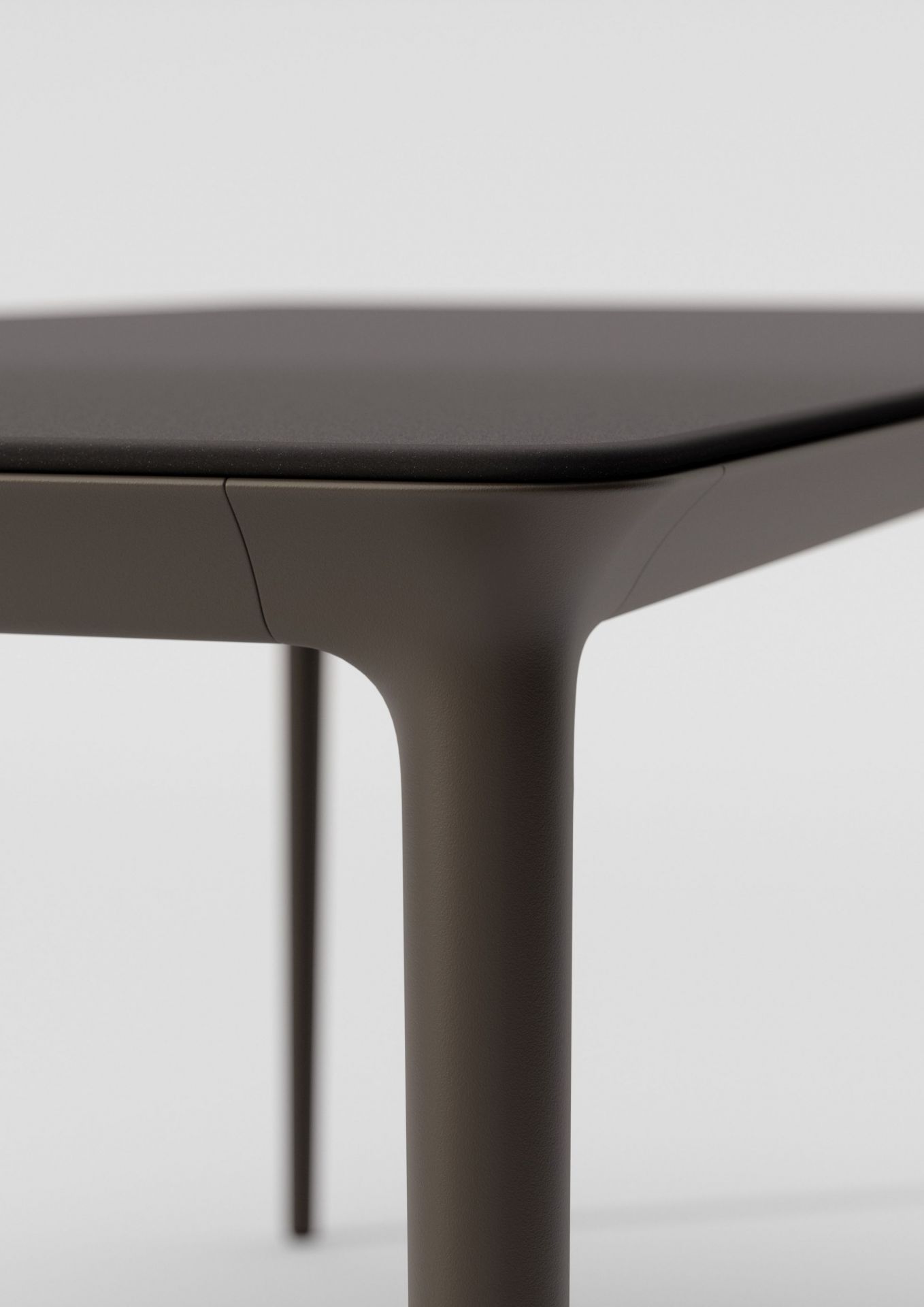 Bellmonde Dining Table M Outdoor HPL tabletop Dedon
