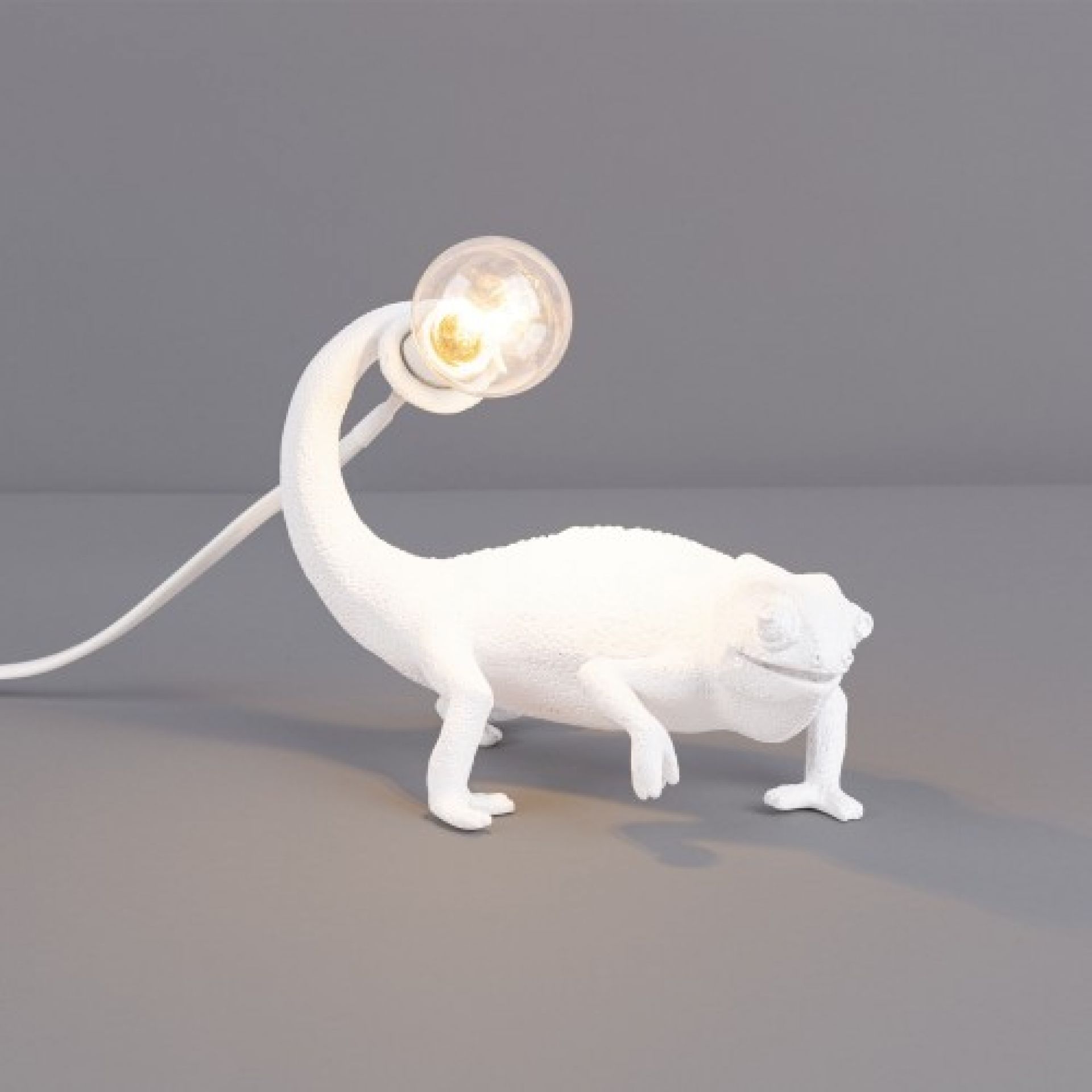 Chameleon table lamp Seletti