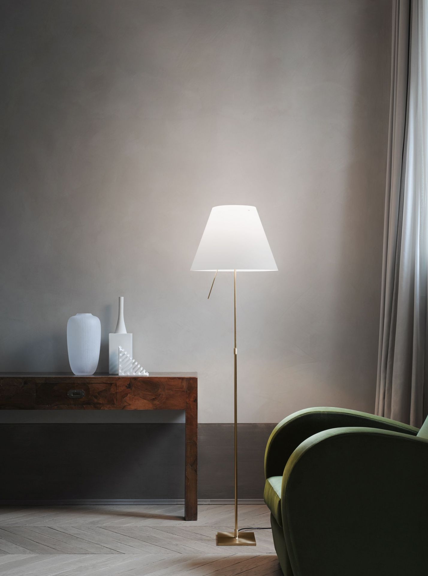 D13 Costanza height adjustable floor lamp with sensor dimmer complete version Luceplan