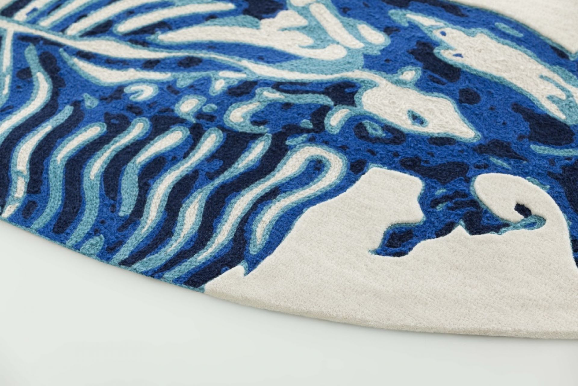Cadeneta Blue China rug GAN