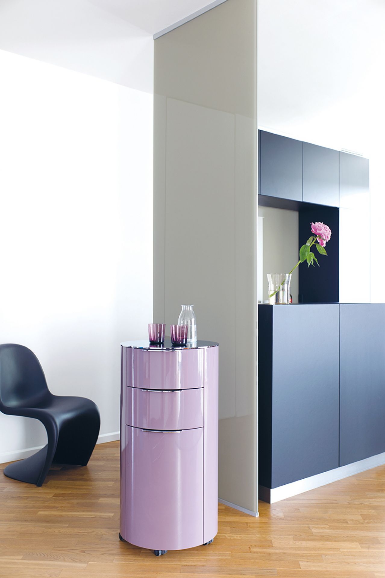 Conga Circular dresser H 74 cm with 4 Drawers Schönbuch