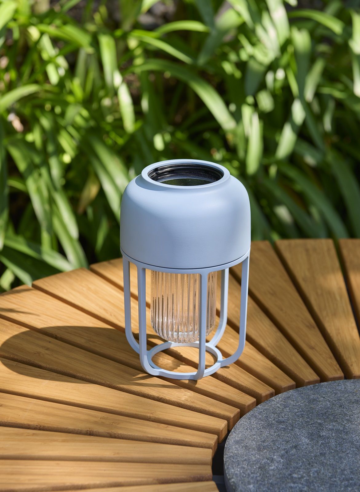 LIGHT No.1 Solar-powered lamp Indoor/Outdoor Rechargeable lamp Houe