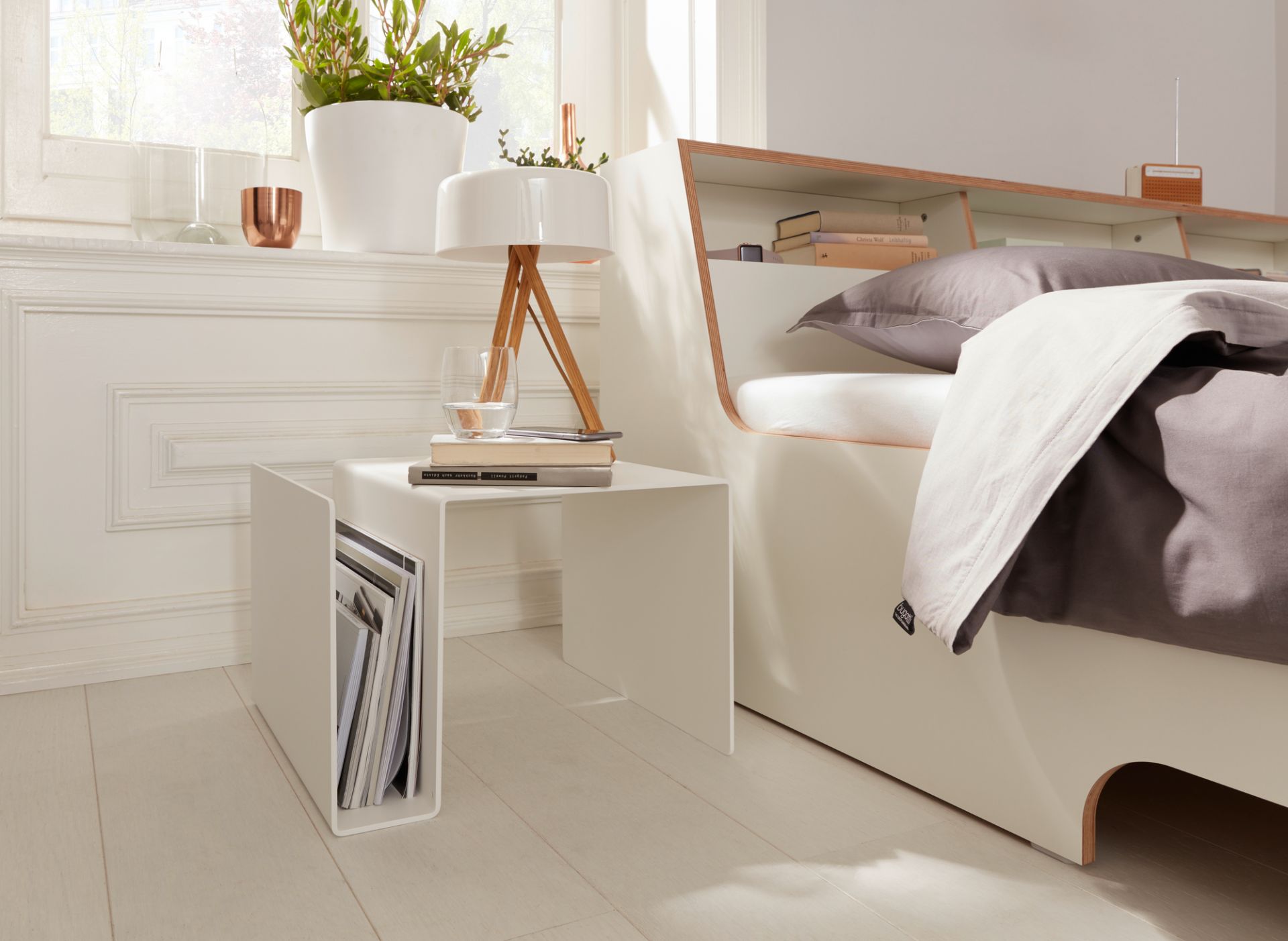 Huk Multifunctional side table Müller Möbelwerkstätten