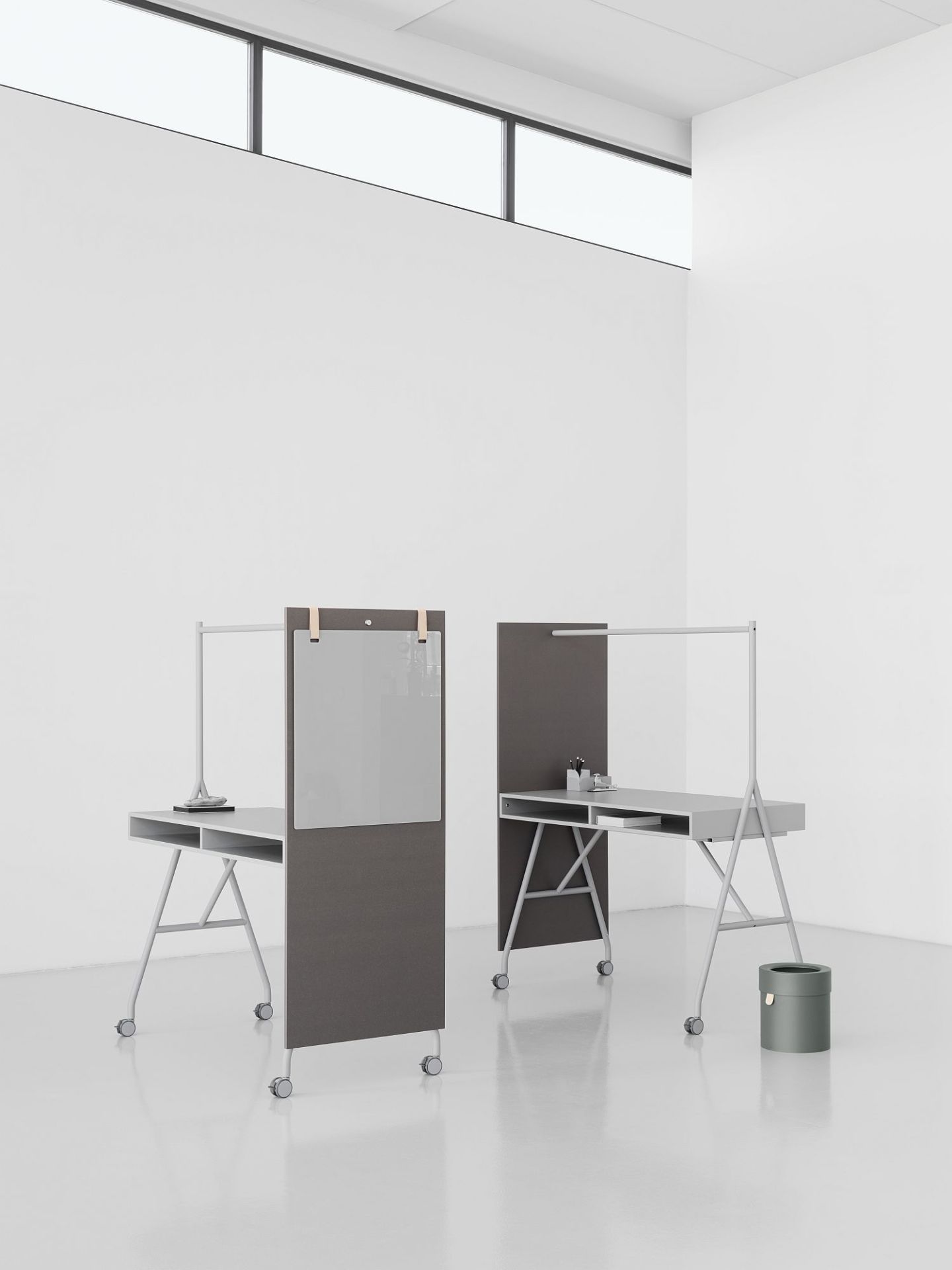 Hangout High Desk high table Mizetto QUICK SHIP