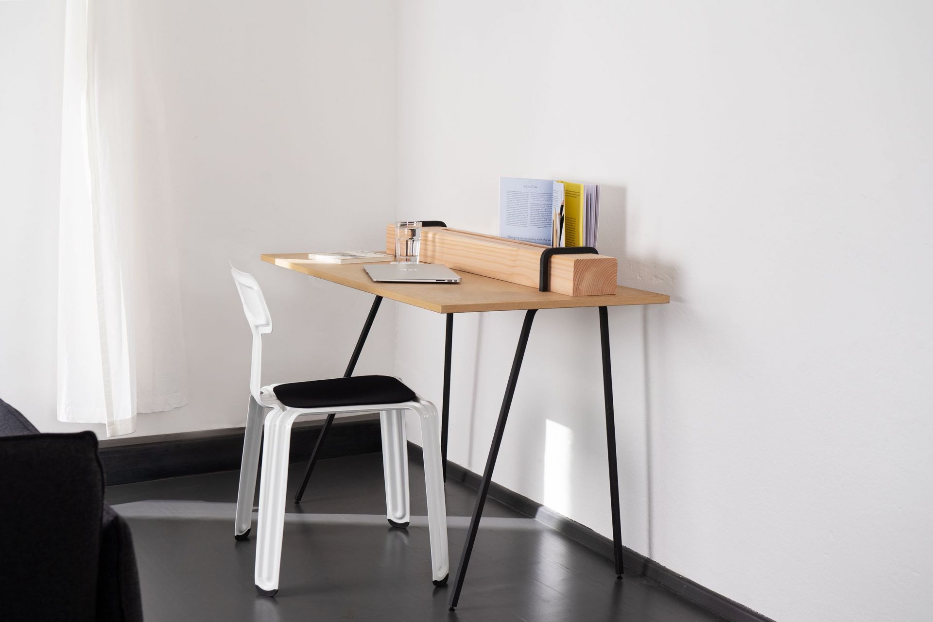 Kurt Desk Nils Holger Moormann