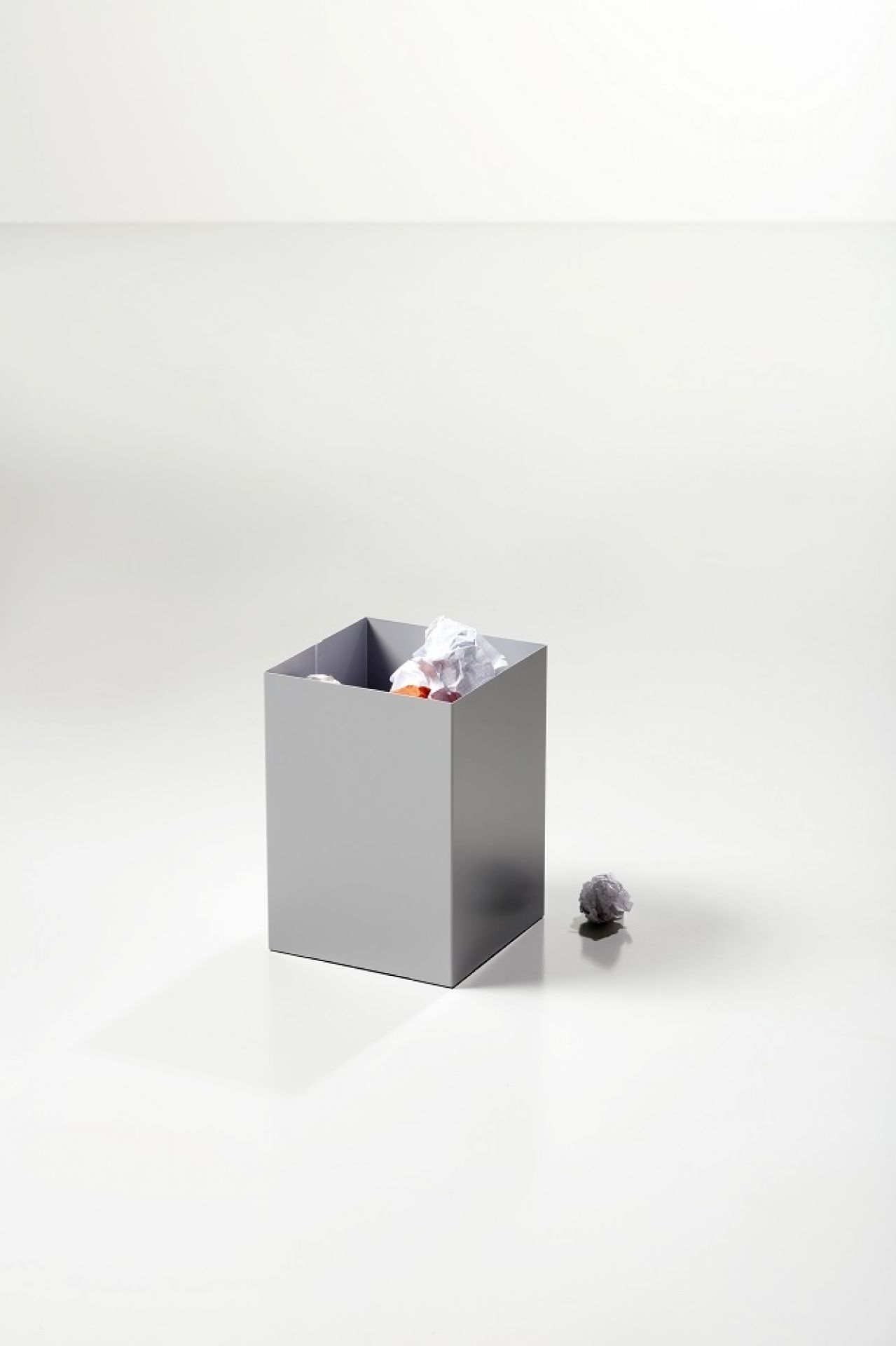 Square Waste paper basket Cascando