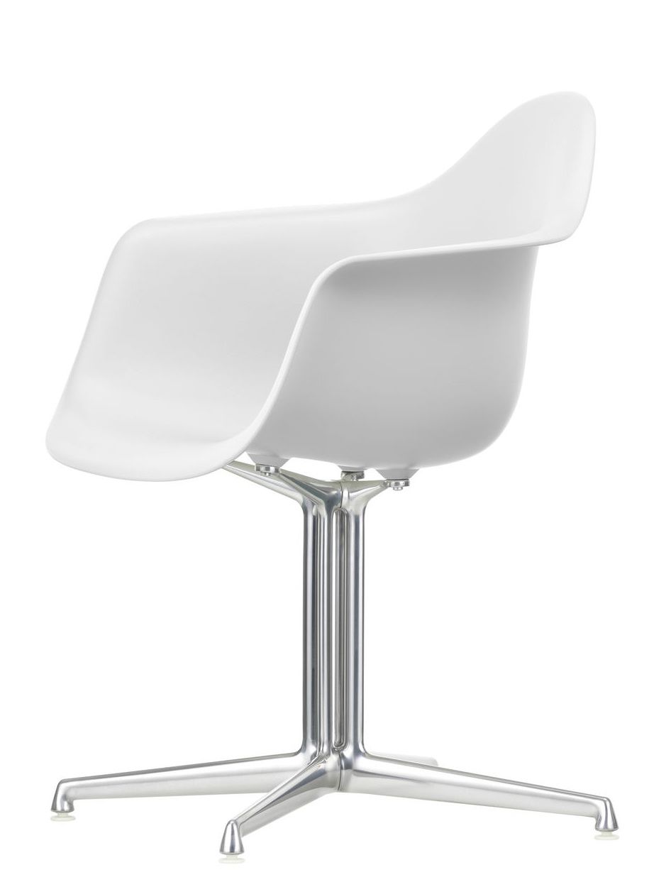 Eames Plastic Arm Chair DAL Chair Vitra
