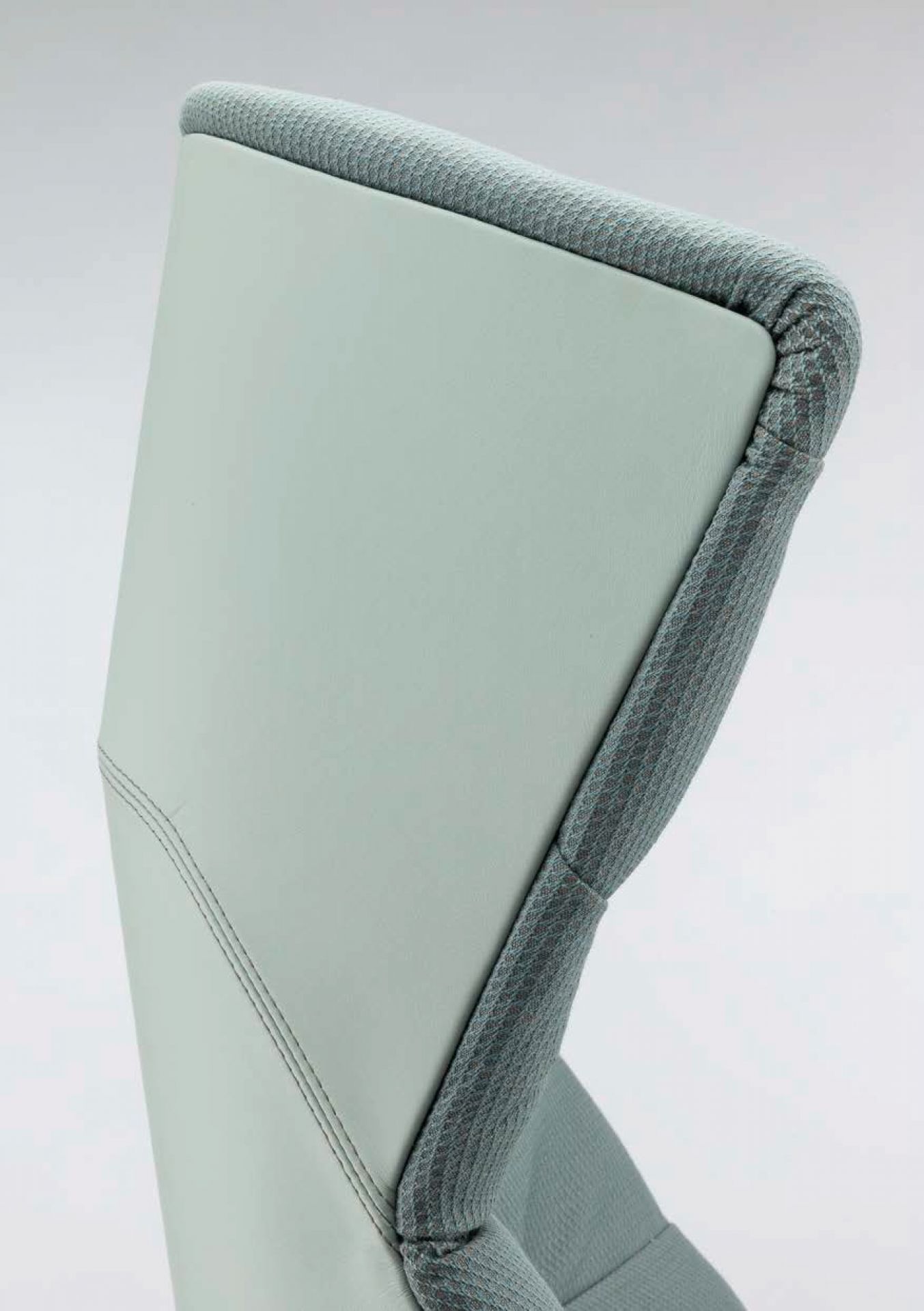 808 Lounge armchair Thonet