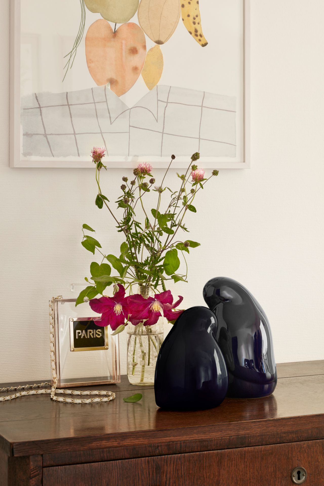 Resting Bird figure large white Vitra