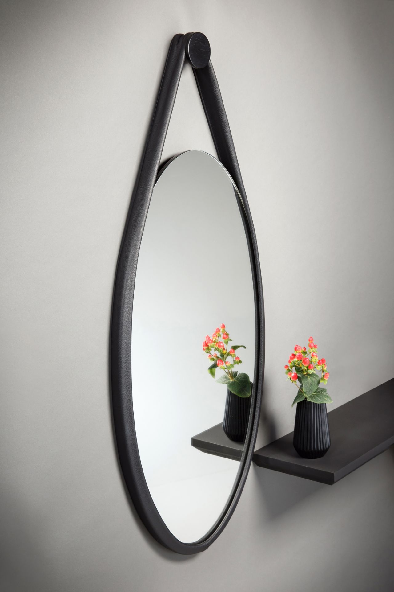 Hide Wall Mirror Cognac Oak Oiled Favius