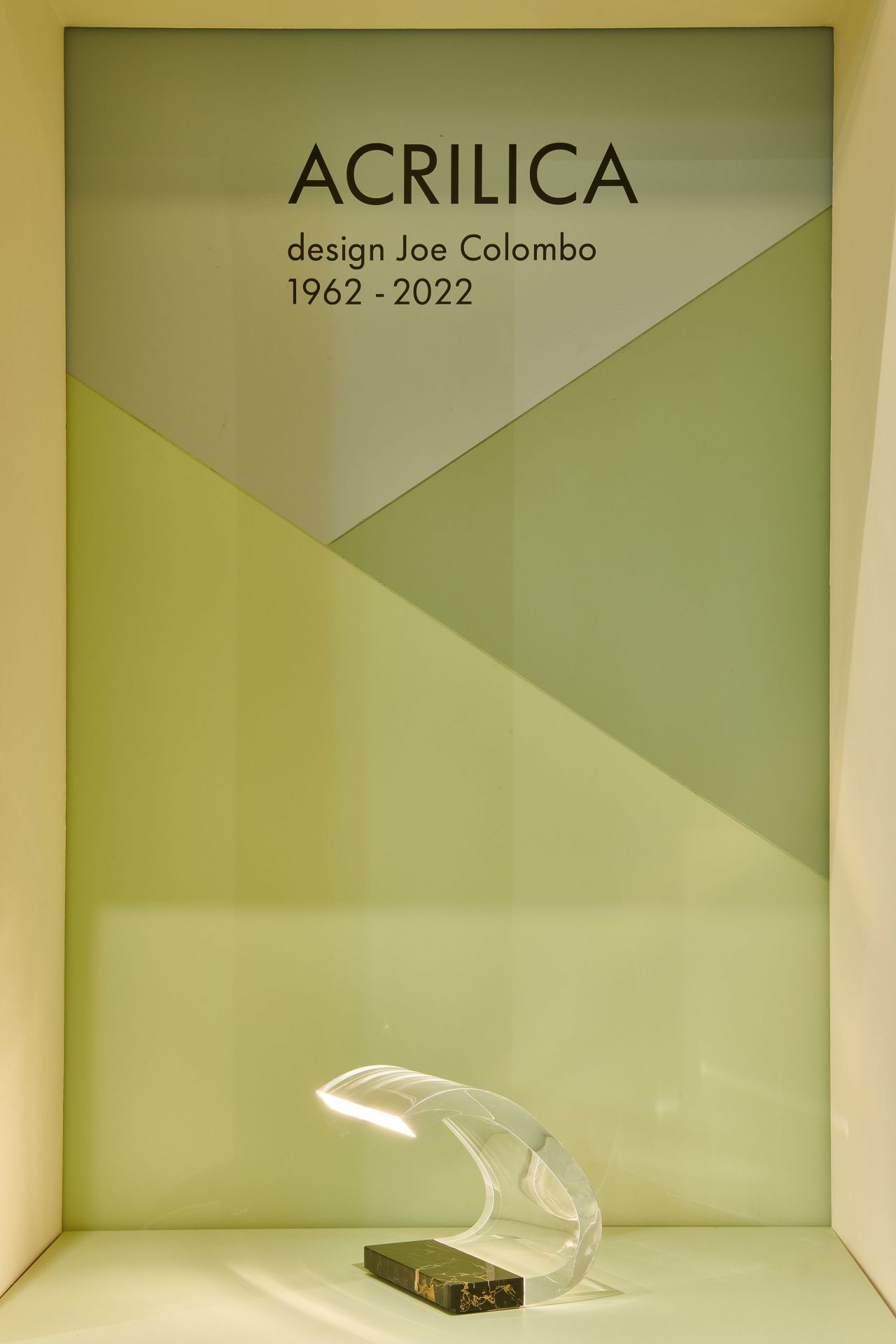 Acrilica 281 table lamp with marble base Oluce LIMITED EDITION