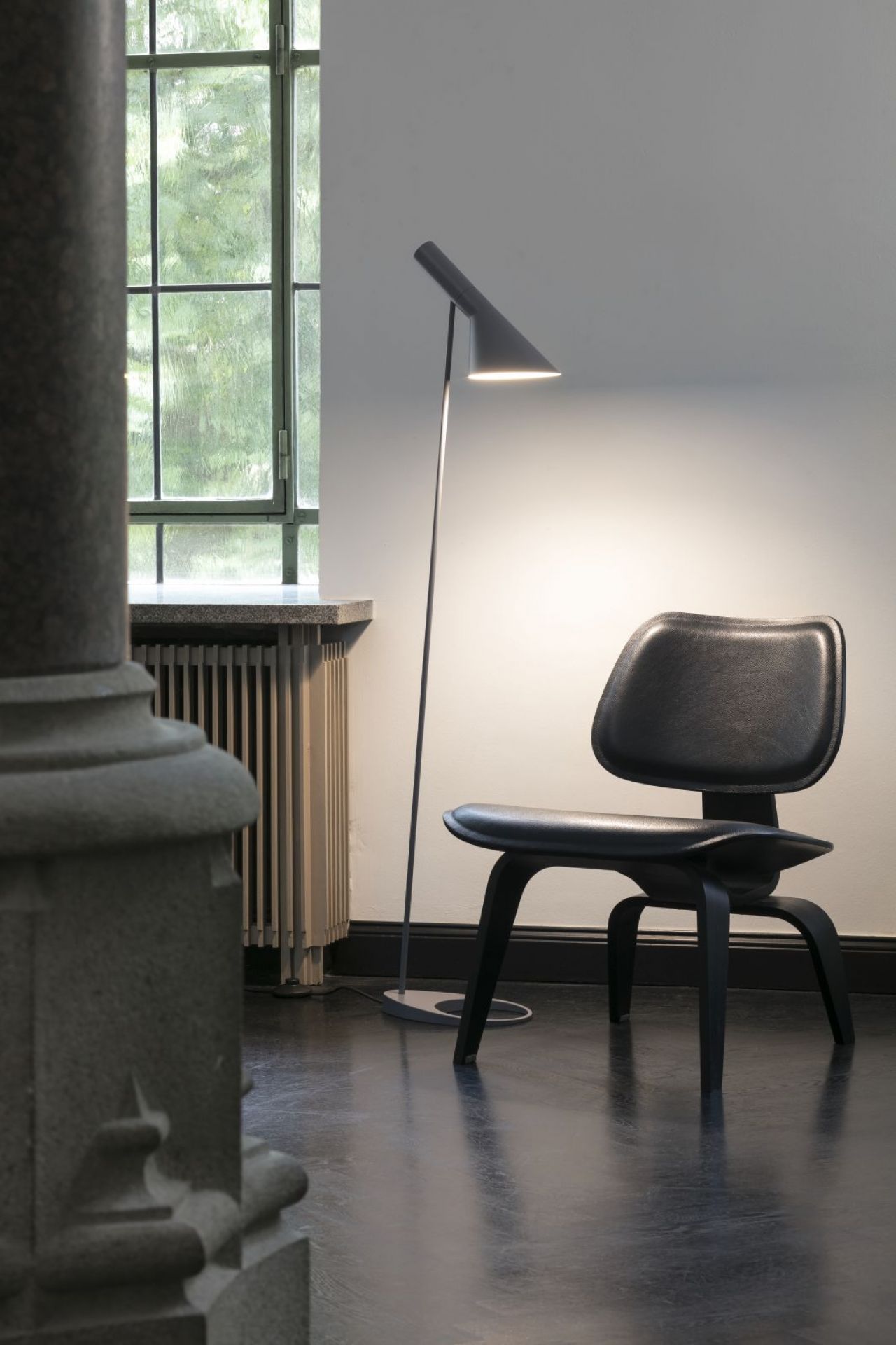 AJ Floor lamp BLASS PETROLEUM Louis Poulsen SINGLE PIECE