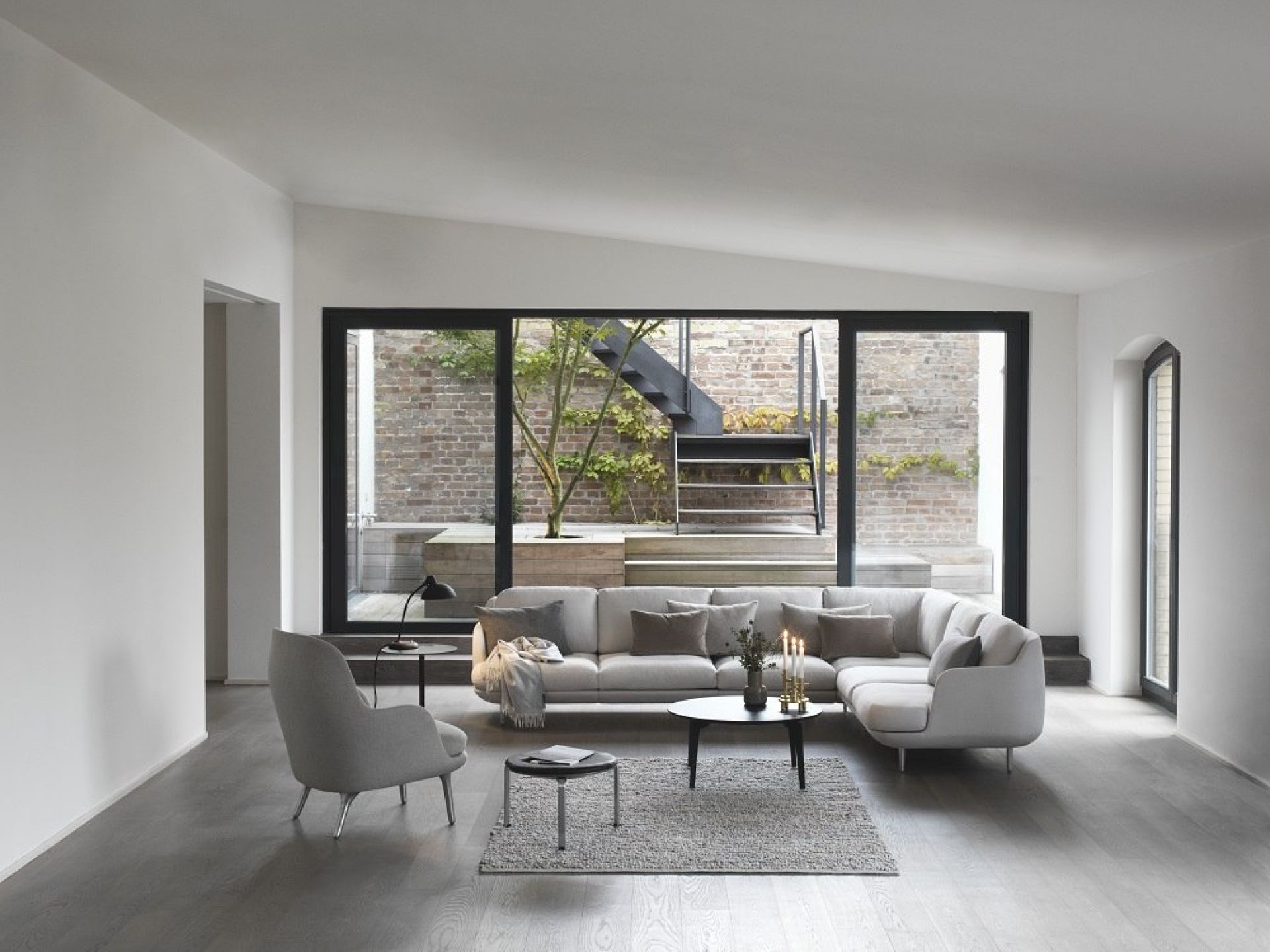 PK 33 / PK33 Stool Fritz Hansen