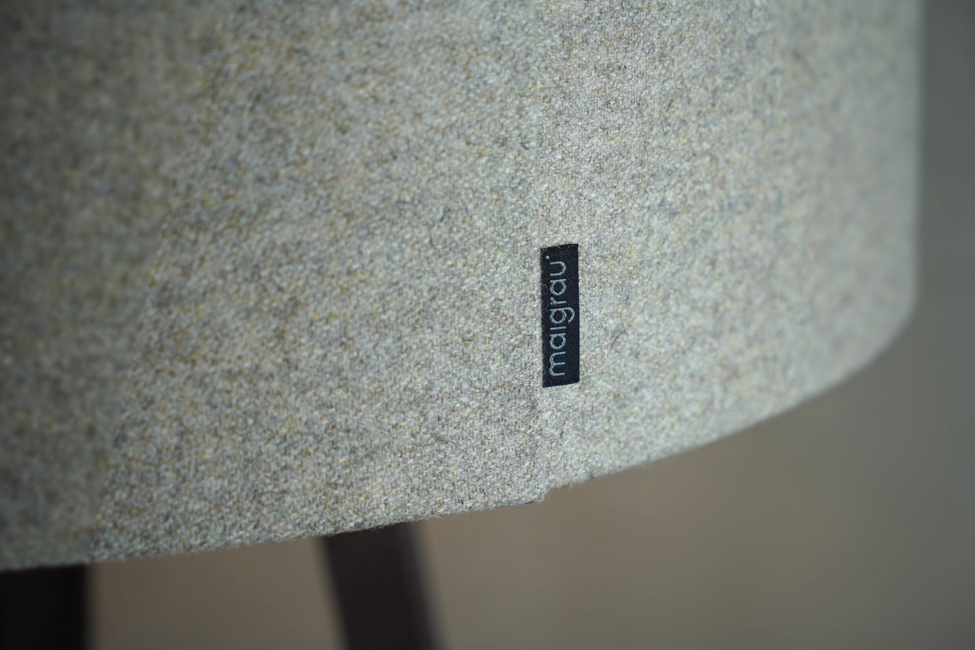 Luca floor lamp natural oak / white Maigrau