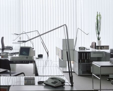 Liftolino LED Table Lamp dimmable Belux Liftolino LED Table Lamp dimmable Belux