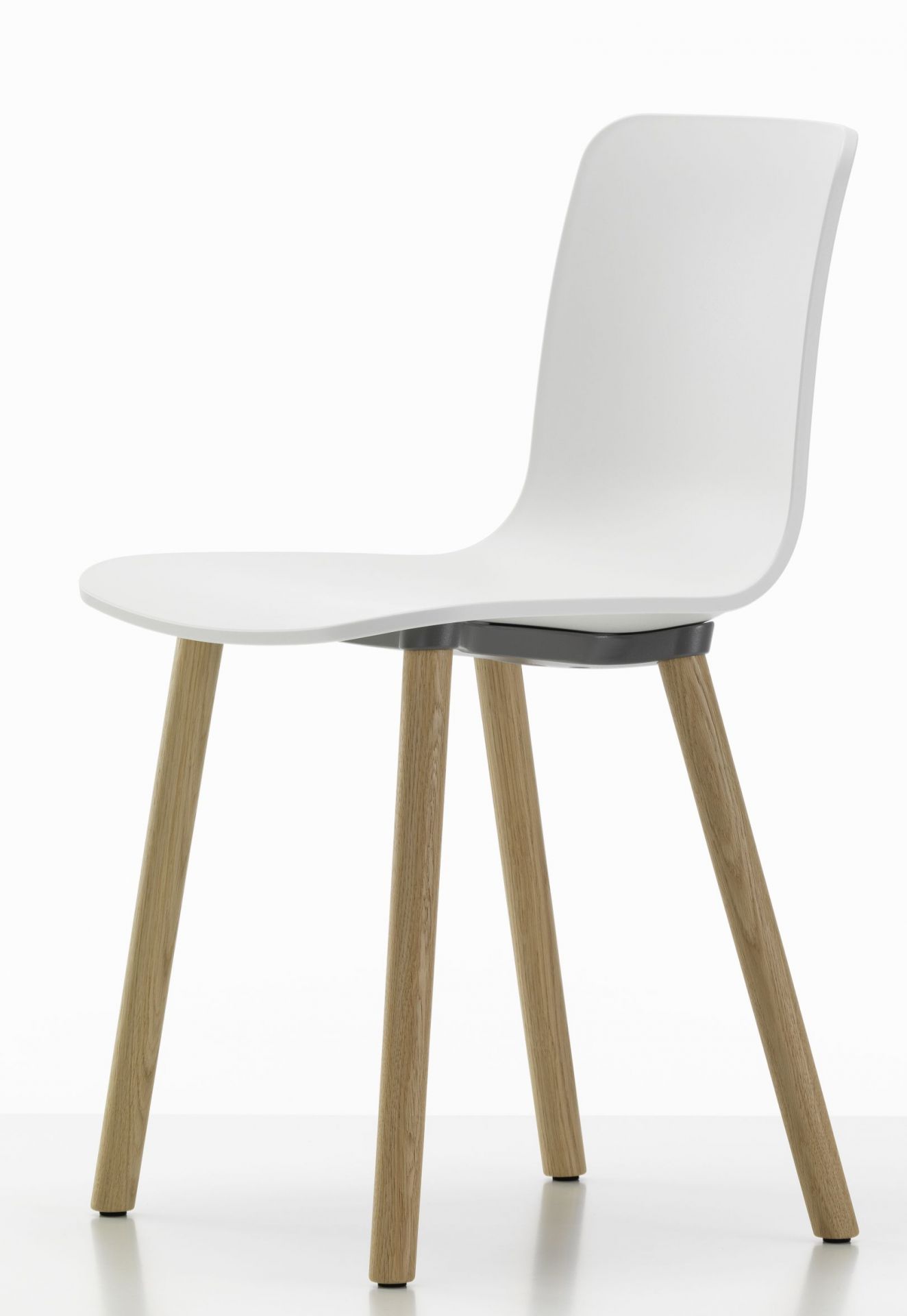 Hal RE Wood Chair Vitra