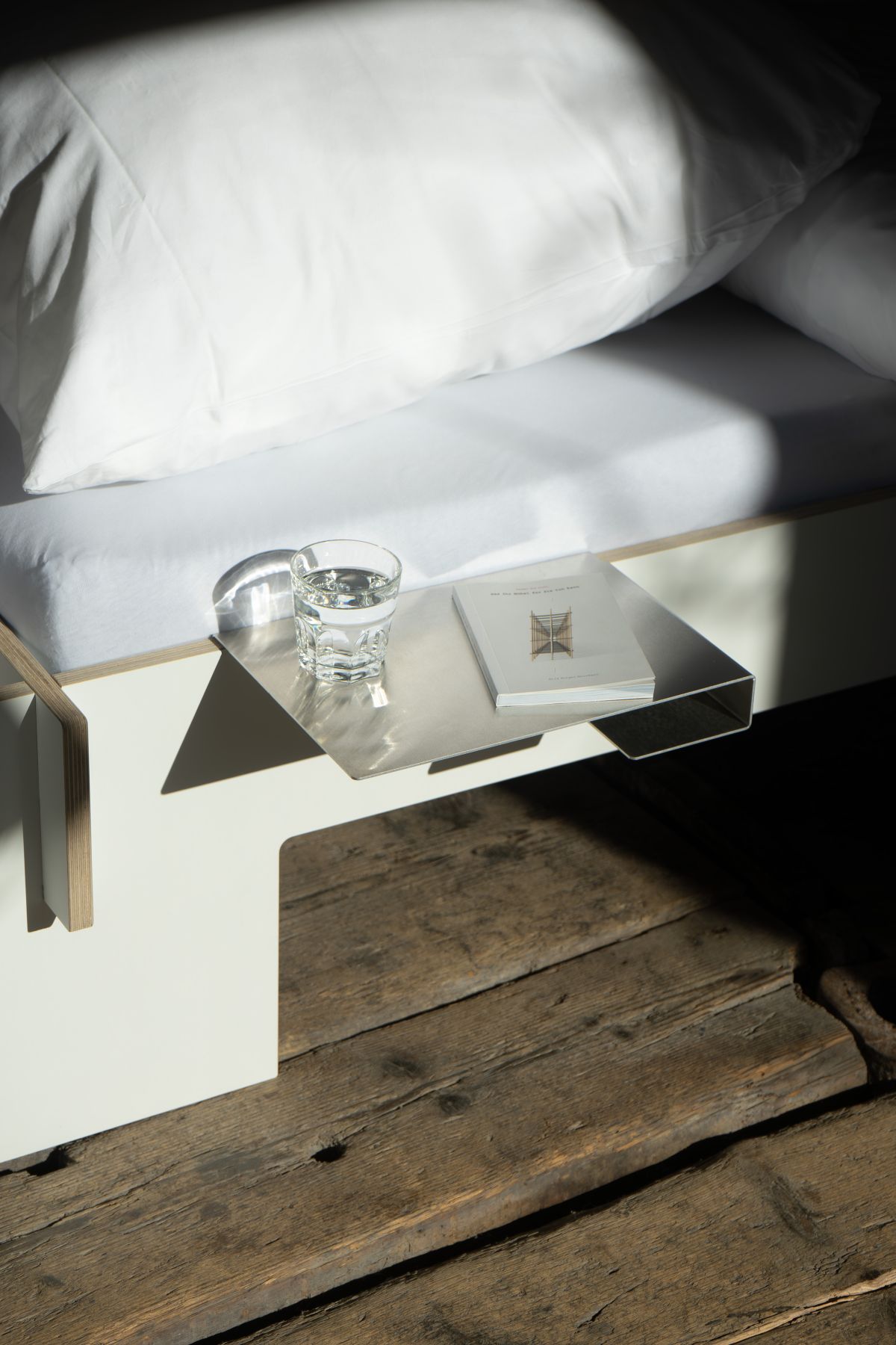Bed edge light side shelf for Siebenschläfer / Tagedieb Nils Holger Moormann