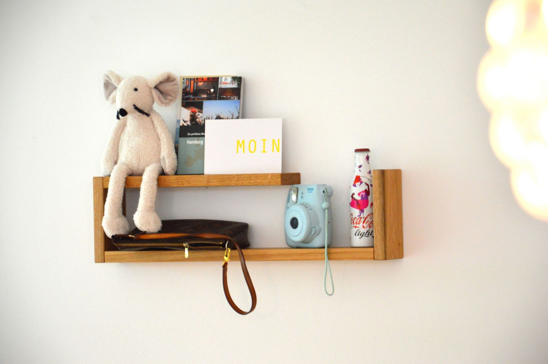Lilian wall shelf Jan Kurtz