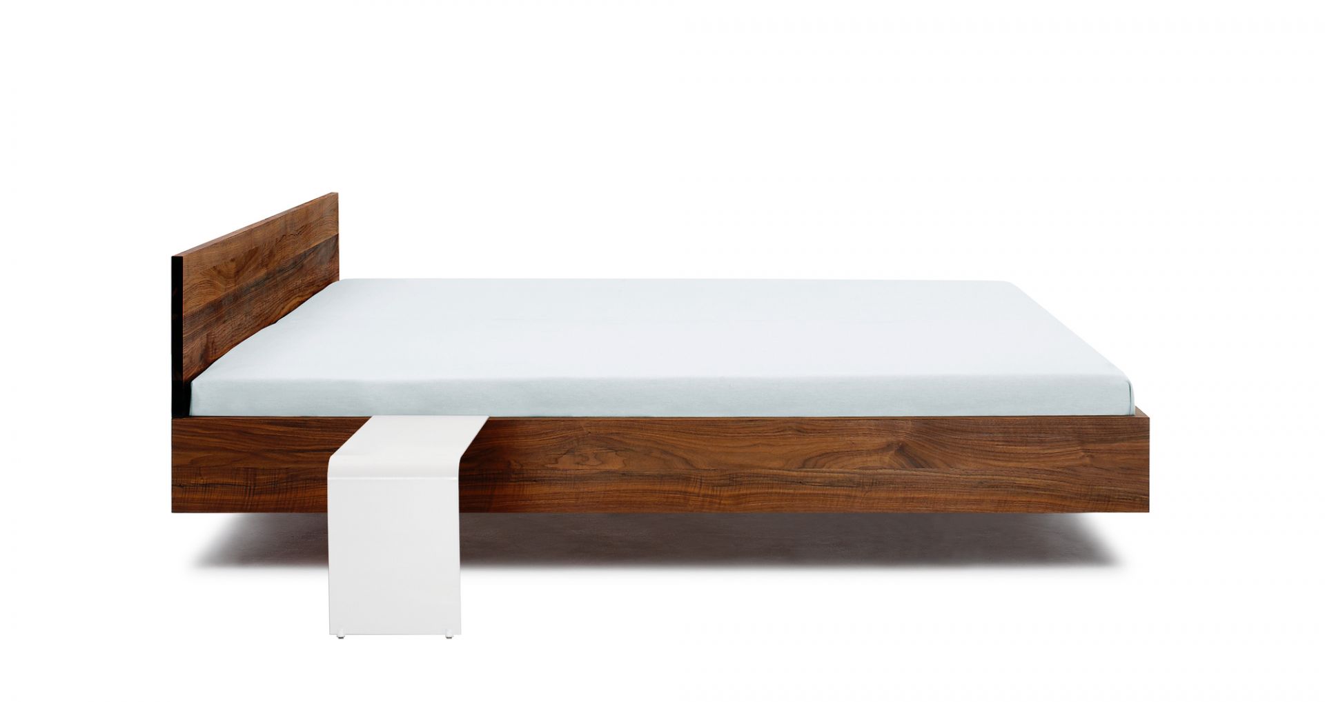 Simple HI 79 - 160 wooden bed american walnut Zeitraum
