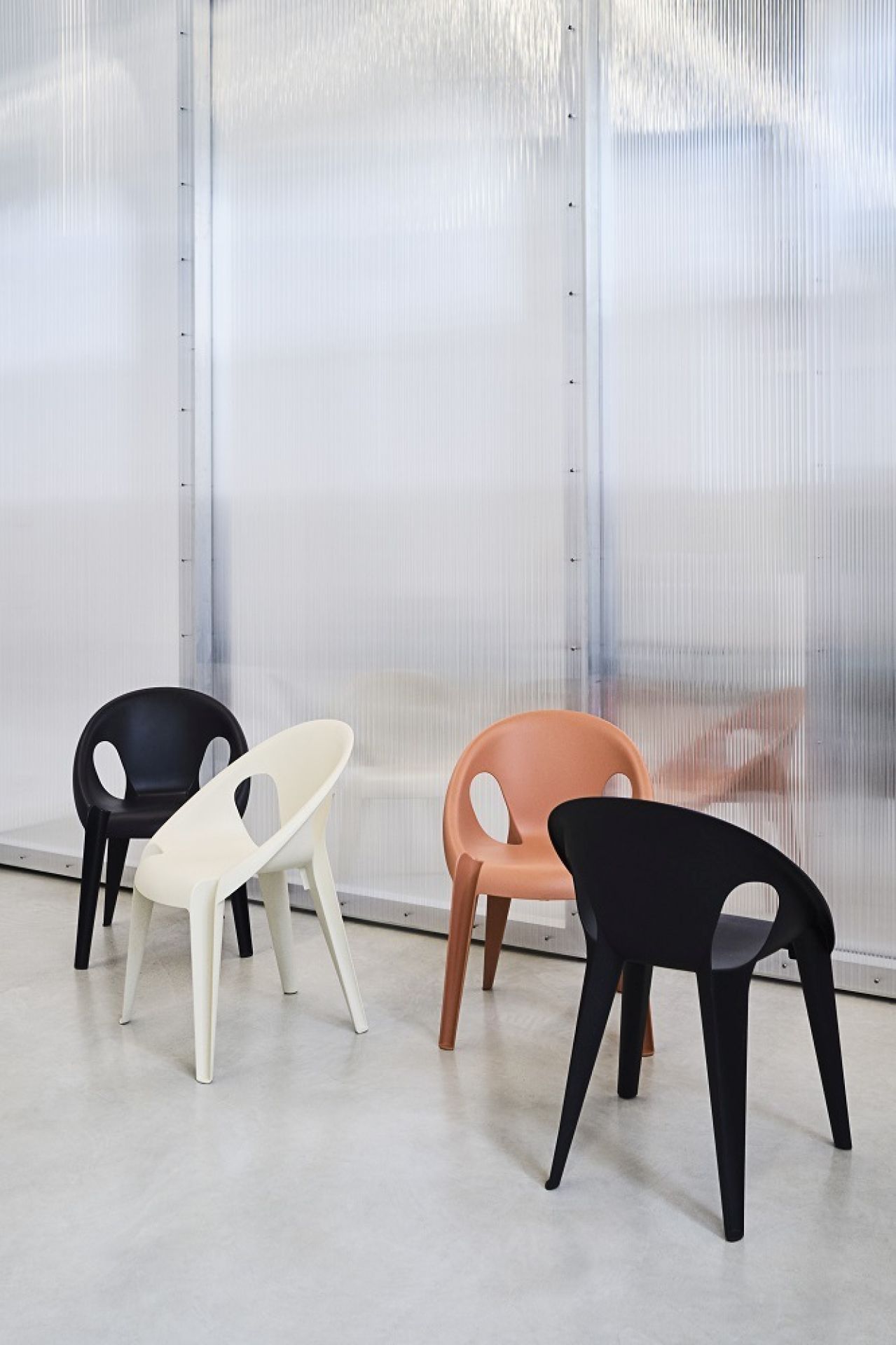 Bell Chair Indoor / Outdoor stackable Magis