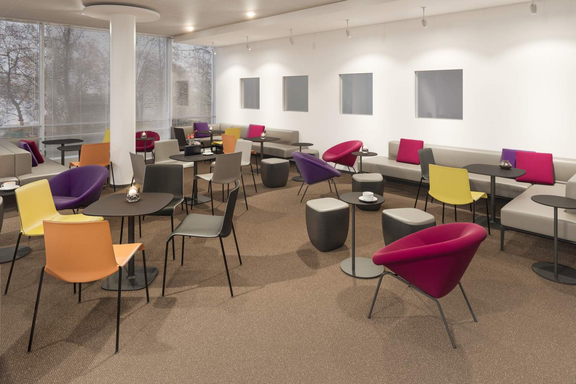 369 Armchair Walter Knoll
