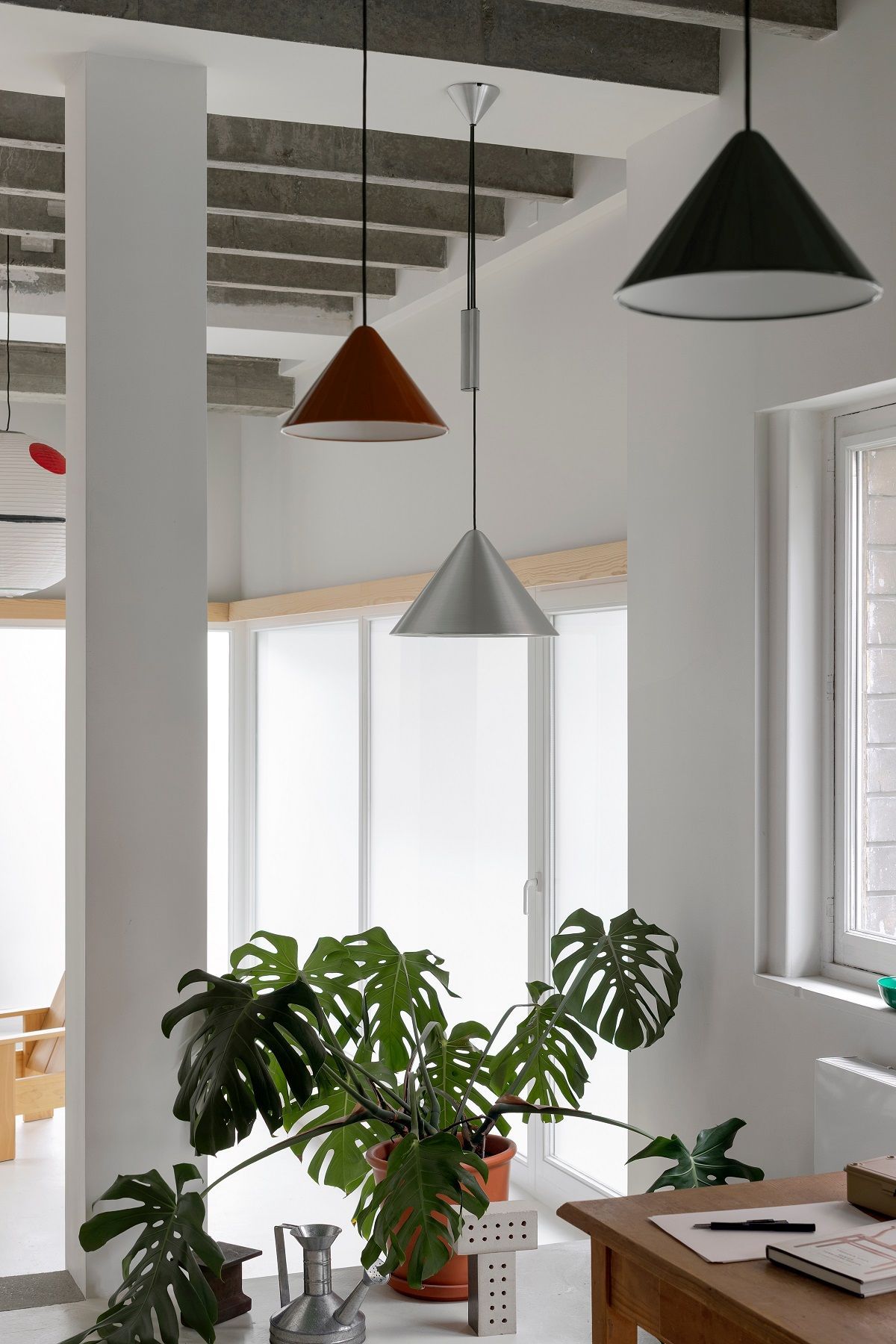 Compass Pendant 430 pendant light Hay
