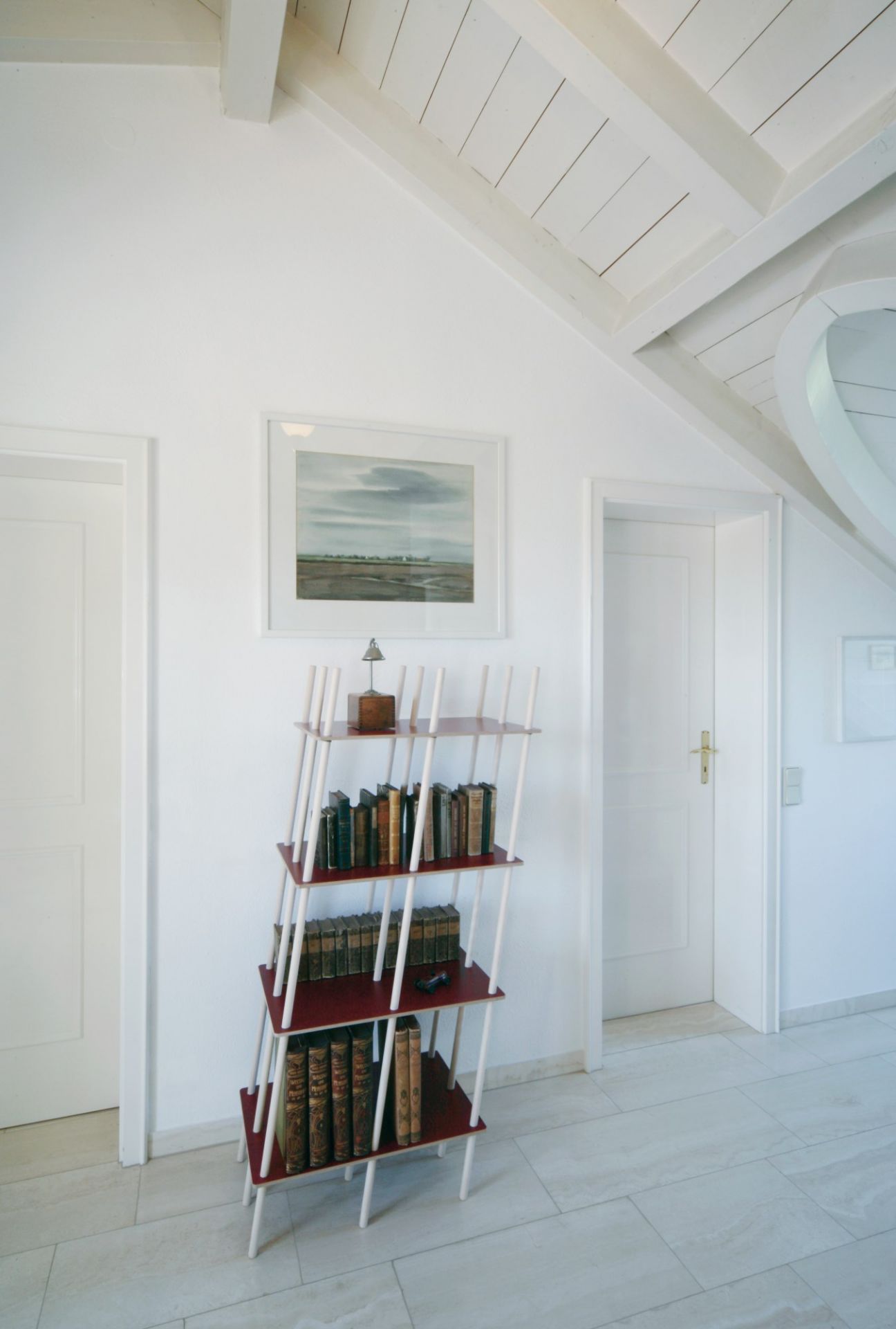 Es shelf Nils Holger Moormann