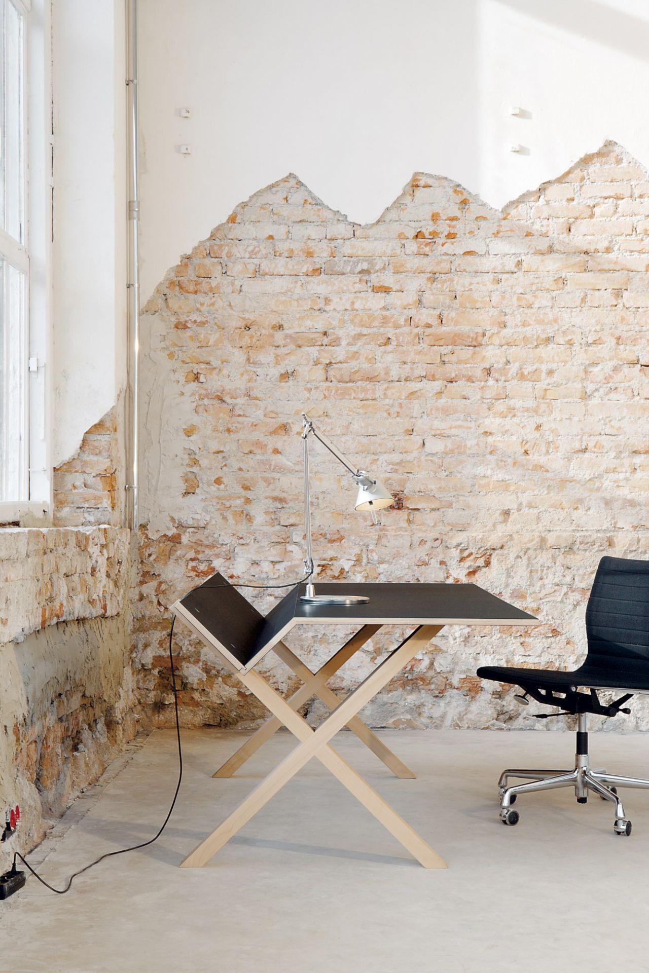 Kant desk Nils Holger Moormann