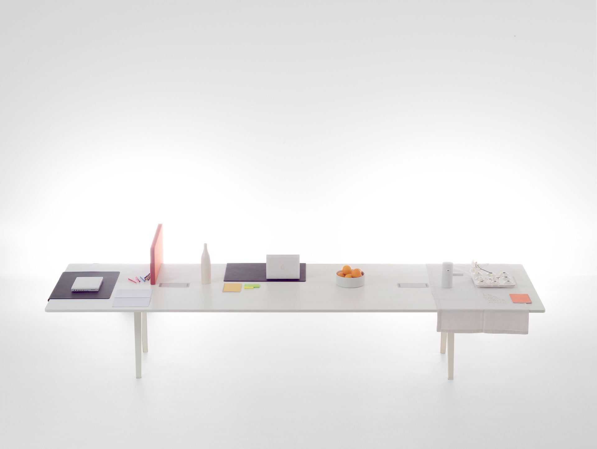 Joyn Desk pad Vitra