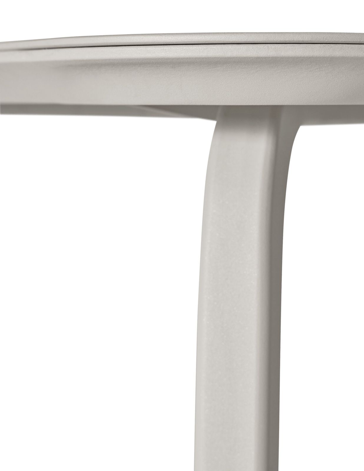 VIPP732/VIPP733 Lagrasse Dining Table Outdoor Dining Table Vipp