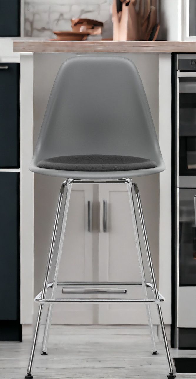 Eames Plastic Bar Stool Medium with seat cushion Vitra