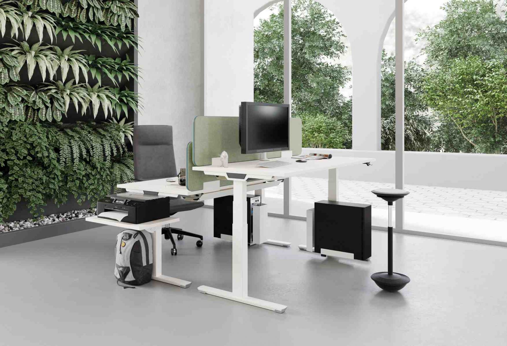 Crew T height-adjustable desk by Palmberg