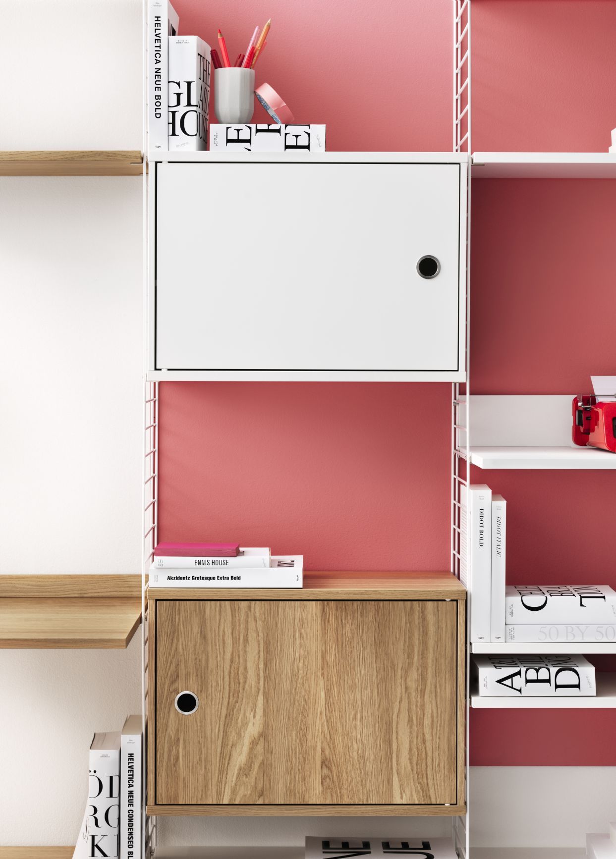 Single piece Wardrobe unit with swing door String Furniture 
