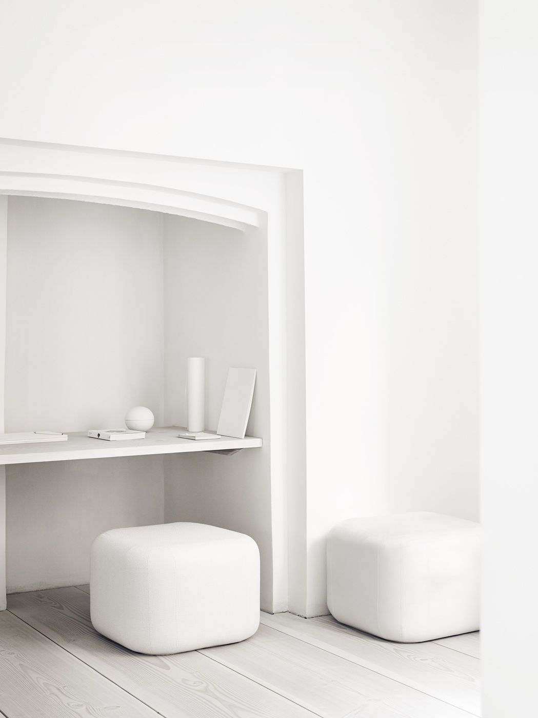 Quadro pouf stool Softline