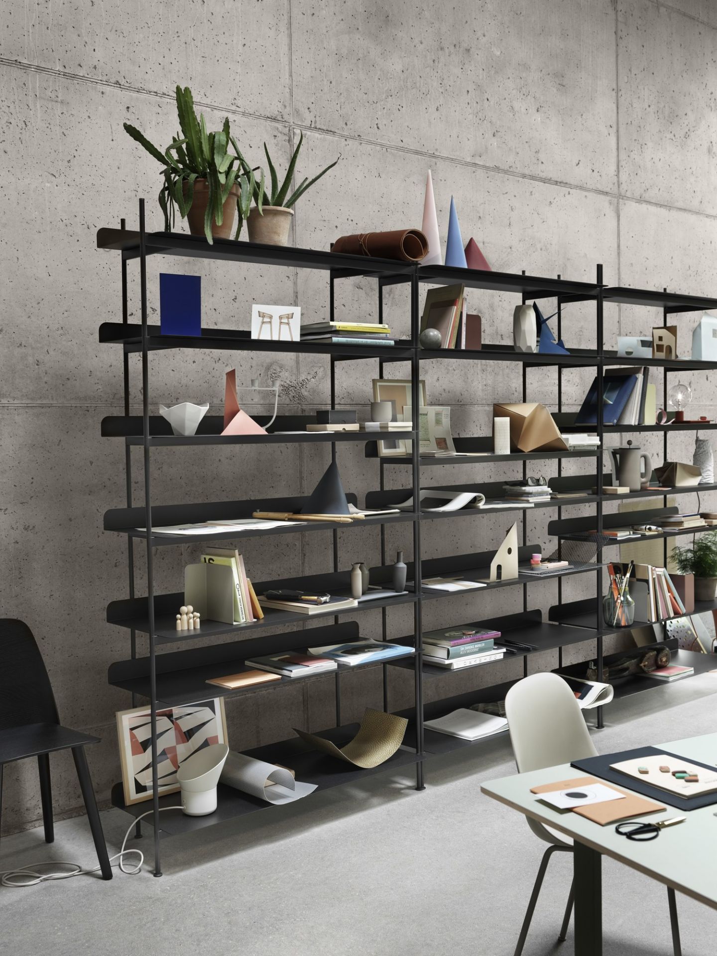 Leaf Table Lamp Muuto