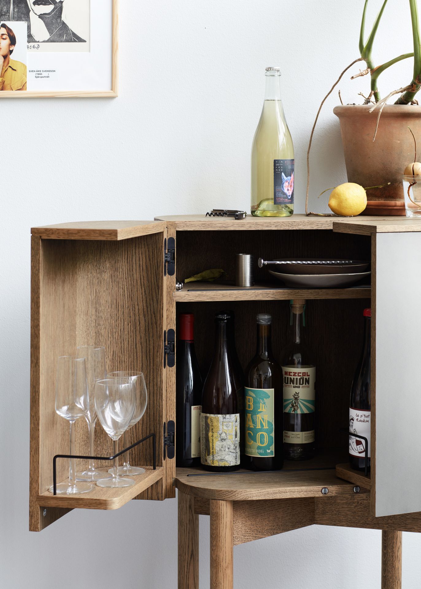 Loud Bar cabinet Northern