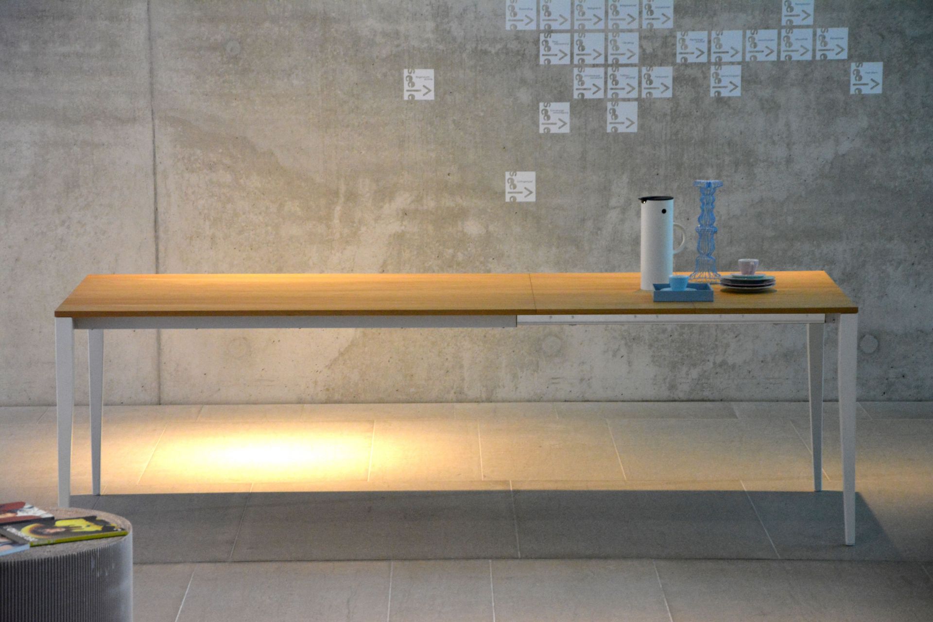 Jupiter Extending Table Jan Kurtz