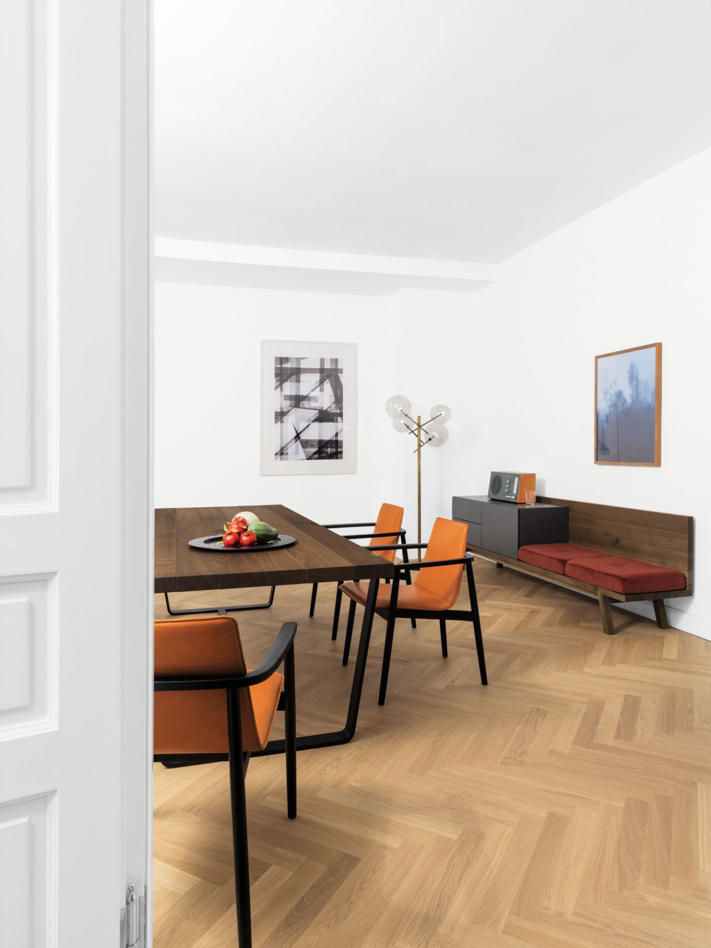 BB 11 Clamp table smoked oak Janua