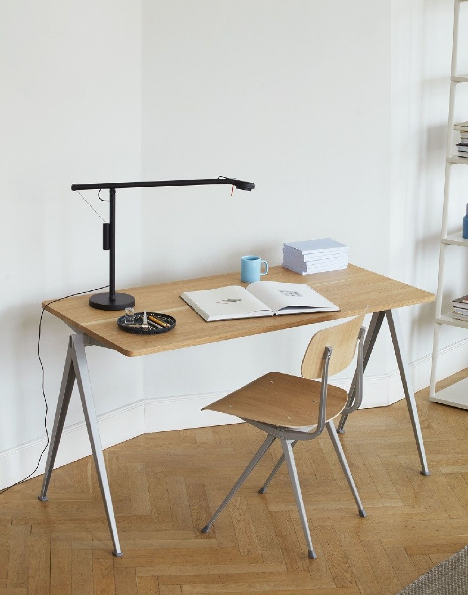 Pyramid Table 01 / Secretary Hay