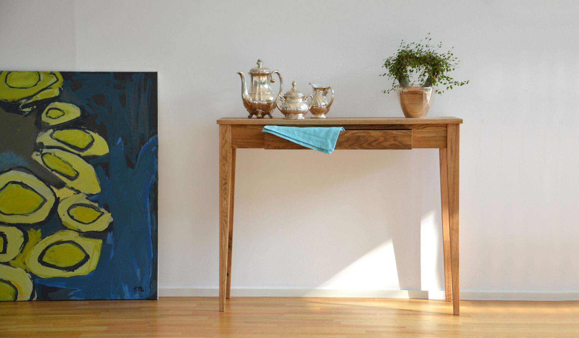 Bonny Side Table Jan Kurtz