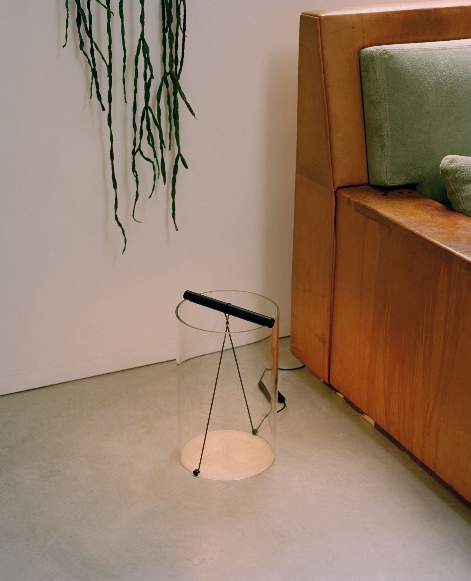 To-Tie T2 LED Table Lamp black anodized Flos SINGLE PIECES