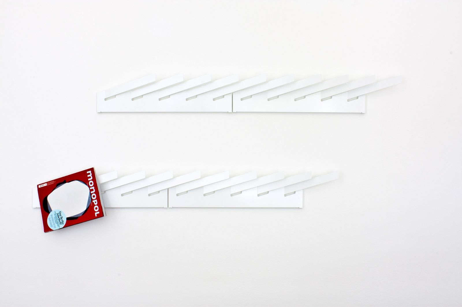 Mr_magazine holder Linea1 by Müller Möbelwerkstätten
