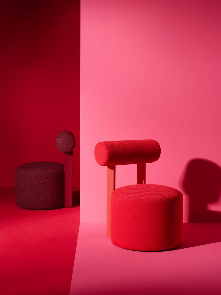 Faye stool upholstered with backrest Schönbuch
