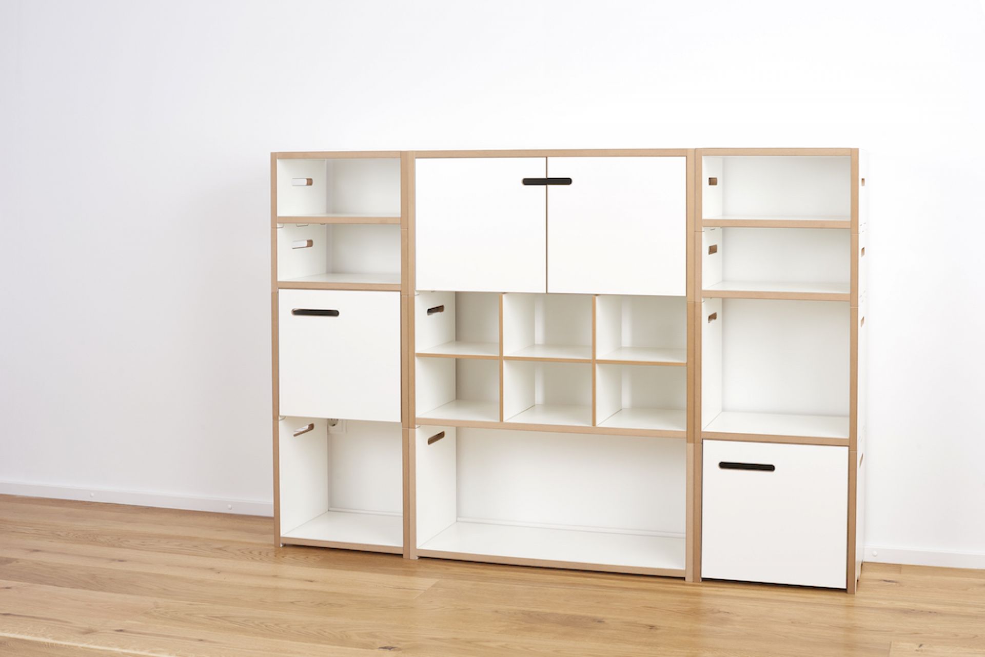 Tojo Halbstark Basic Module Low Shelf Series Tojo