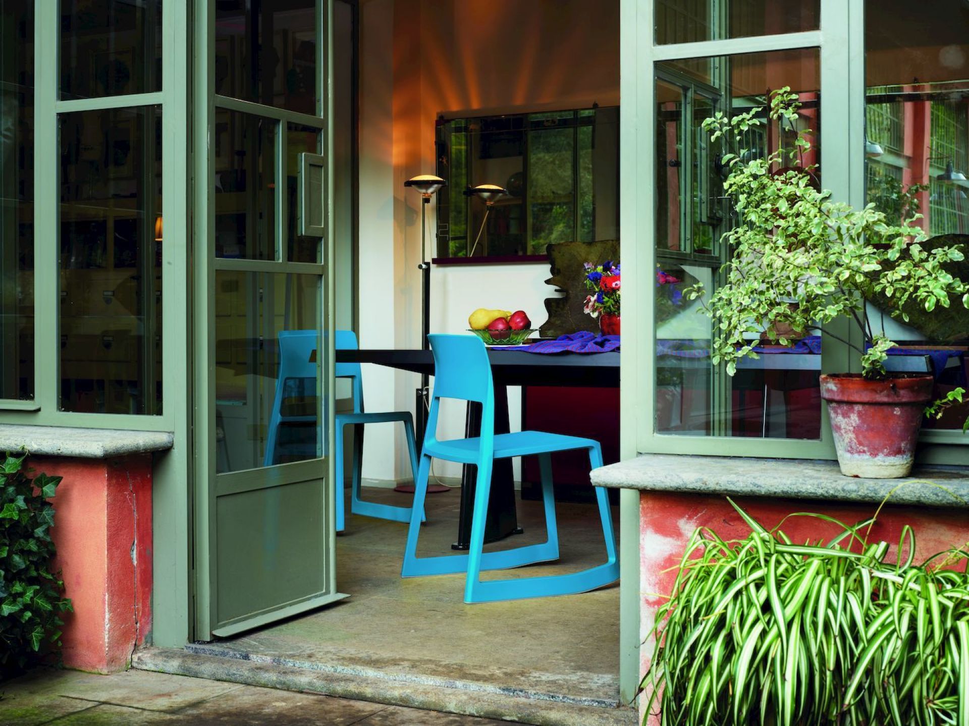 Tip Ton RE chair plastic Vitra Coral