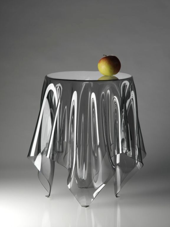 Essey Illusion Side Table transparent Klein & More