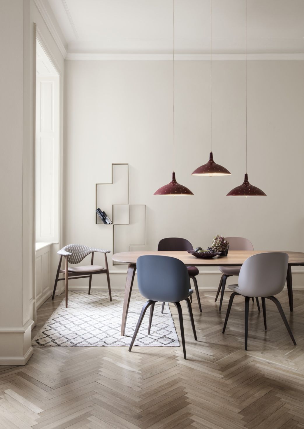 GUBI Dining Table elliptical Gubi